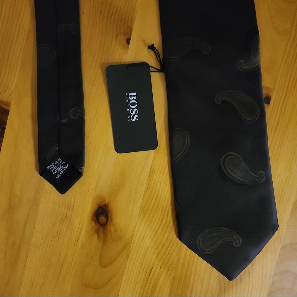 HUGO BOSS tie New with Tag!